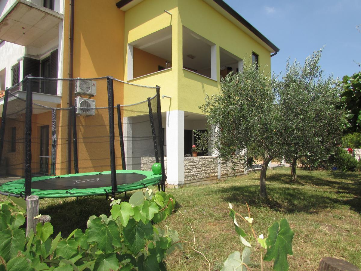 Apartments Goga Умаг Екстер'єр фото