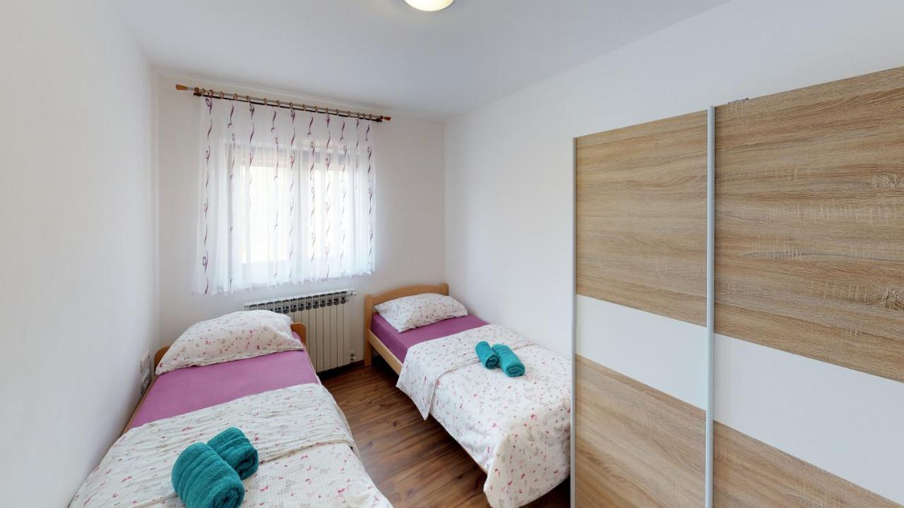 Apartments Goga Умаг Екстер'єр фото